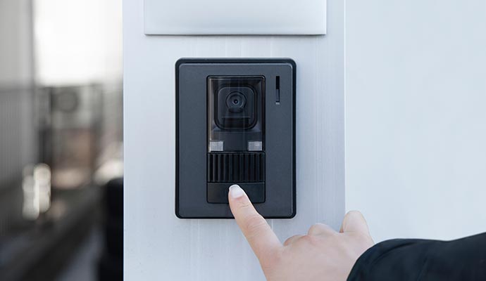 someone is using eufy doorbell camera